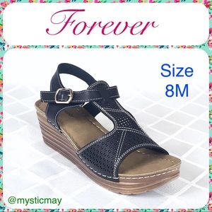 NEW Black Open Toe Cutout Design Buckle Strap Platform Wedge Sandals Size 8 M